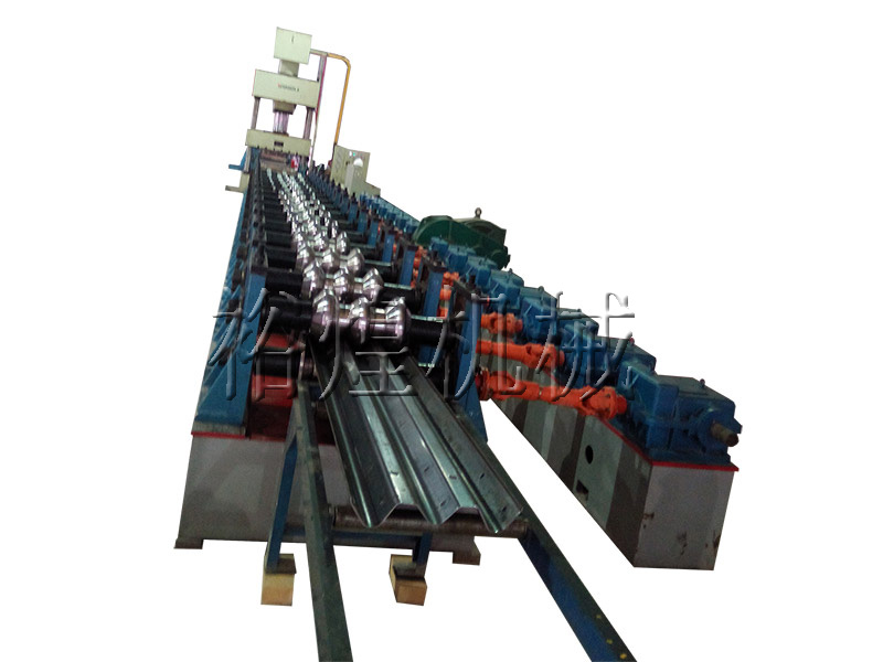 三波護欄板設備價格 三波護欄板設備價格